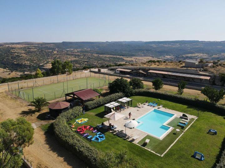 Vistalago Garden Doria Monteleone Rocca Doria ภายนอก รูปภาพ
